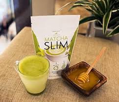 Matcha Slim: Bebida Energética con Taurina y Espirulina