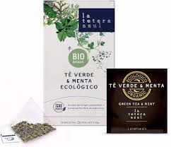 Tetera Azul: Infusión Ecológica de Té Verde y Menta