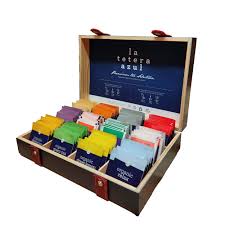 Tetera Azul: Set Premium de Infusiones Variadas en Caja de Madera